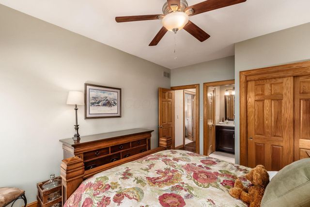 5600 Caplestone Lane, Dublin, OH 43017