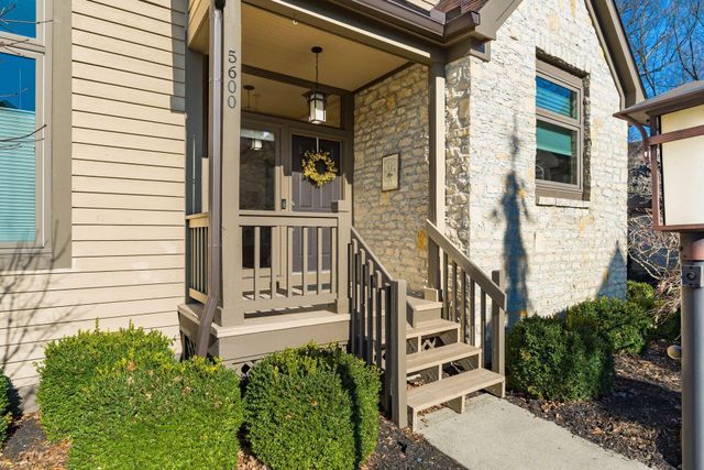 5600 Caplestone Lane, Dublin, OH 43017