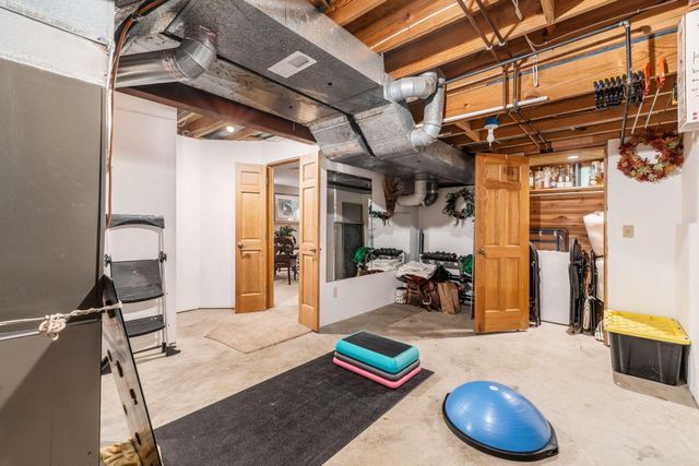 5600 Caplestone Lane, Dublin, OH 43017