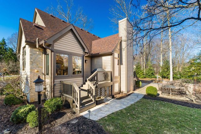 5600 Caplestone Lane, Dublin, OH 43017