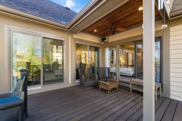 5600 Caplestone Lane, Dublin, OH 43017