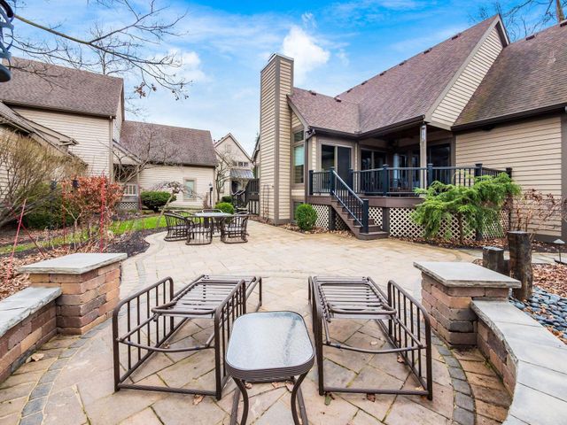 5600 Caplestone Lane, Dublin, OH 43017