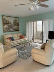 705 Lori Drive 210, Palm Springs, FL 33461