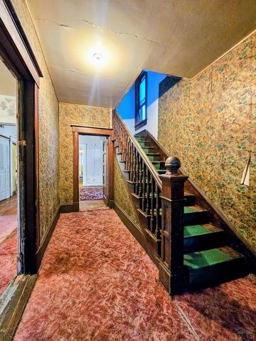 907 W 13th St, Pueblo, CO 81003