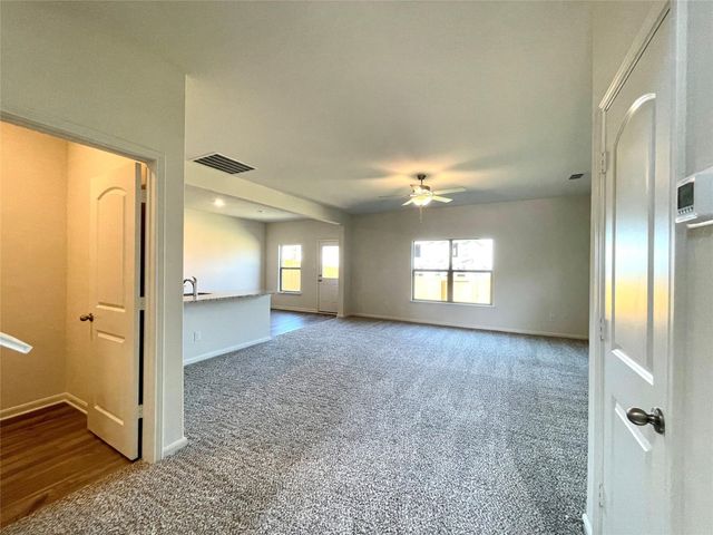 623 Aqueduct Drive, Seagoville, TX 75159