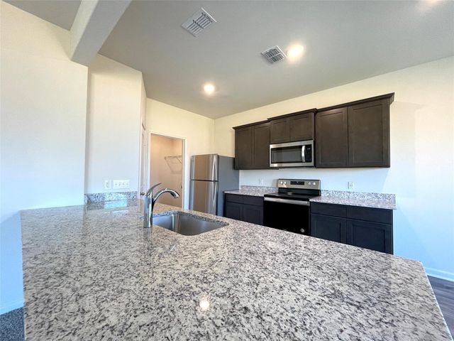 623 Aqueduct Drive, Seagoville, TX 75159