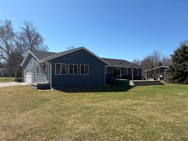 1445 64th Street SW, Byron Center, MI 49315