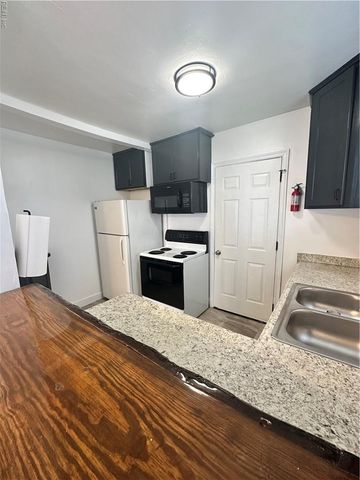 3735 Lenoir CIR, Norfolk, VA 23513