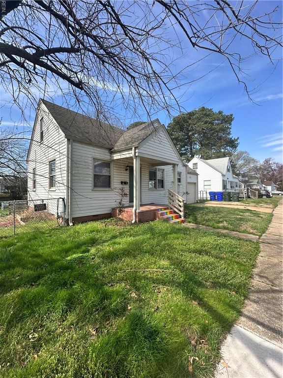 3735 Lenoir CIR, Norfolk, VA 23513