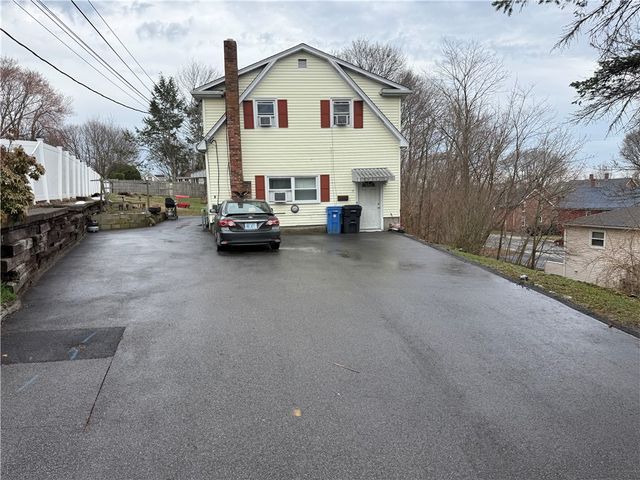 27 Fairview Avenue, Cumberland, RI 02864