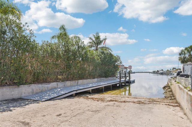 3855 TOPSAIL TRAIL, New Port Richey, FL 34652