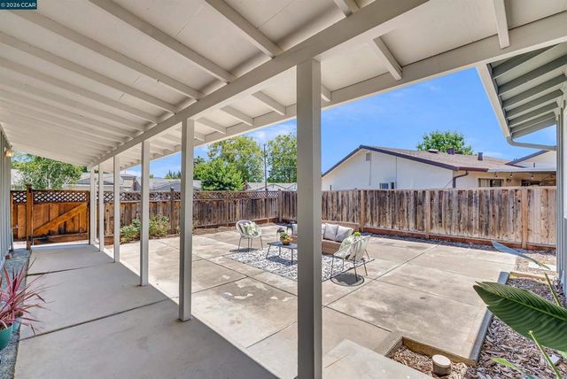 3573 Falcon Drive, Concord, CA 94520