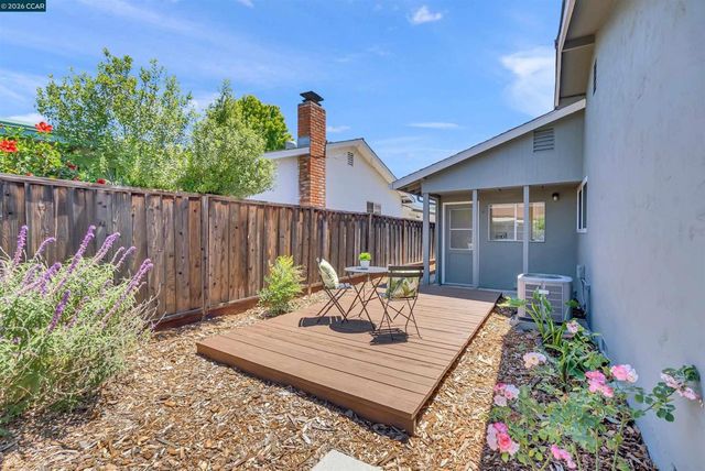3573 Falcon Drive, Concord, CA 94520