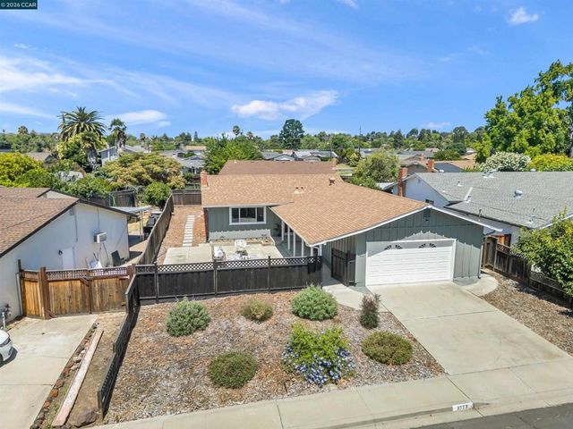 3573 Falcon Drive, Concord, CA 94520