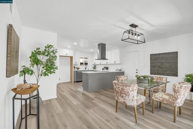 3573 Falcon Drive, Concord, CA 94520