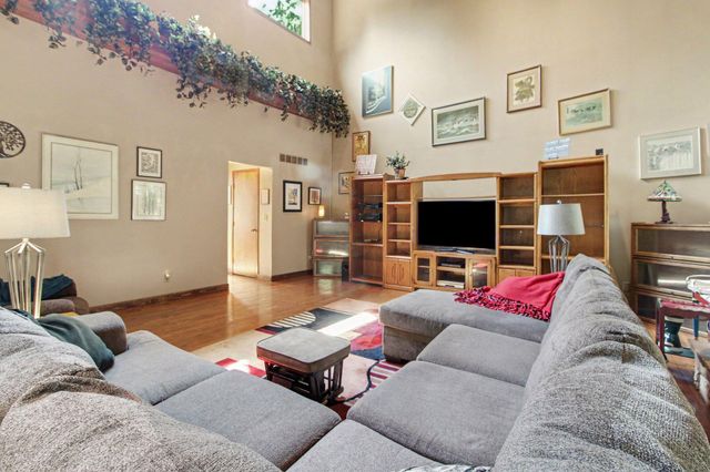 3654 E Pineview Drive, Scio Twp, MI 48130