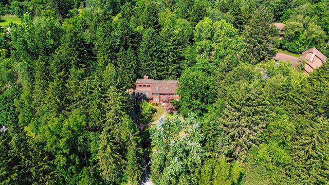 3654 E Pineview Drive, Scio Twp, MI 48130