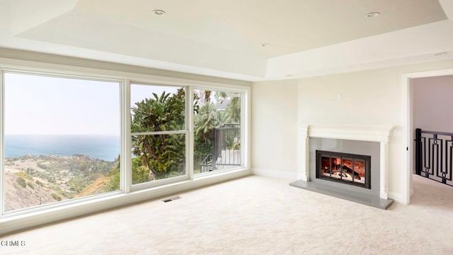 8 Burrell Lane, Rancho Palos Verdes, CA 90275