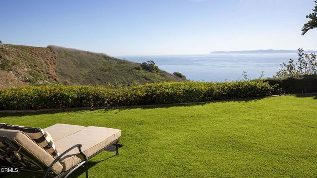 8 Burrell Lane, Rancho Palos Verdes, CA 90275