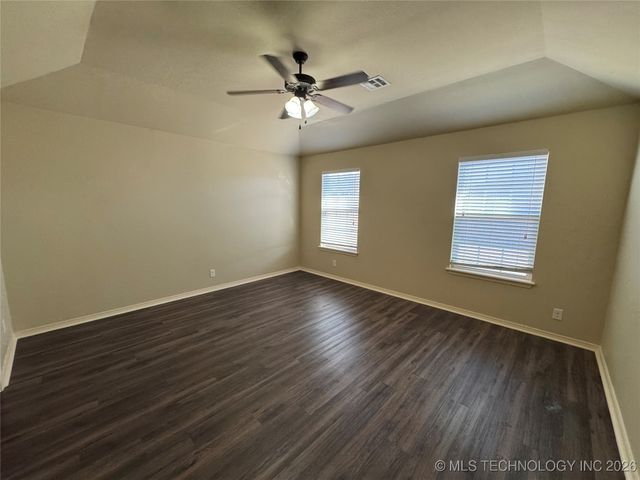 12693 S 85th East Place E, Bixby, OK 74008