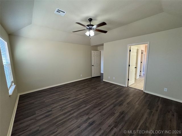 12693 S 85th East Place E, Bixby, OK 74008