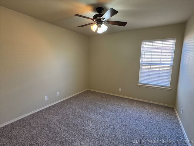 12693 S 85th East Place E, Bixby, OK 74008