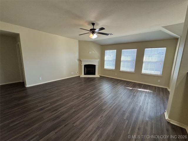 12693 S 85th East Place E, Bixby, OK 74008