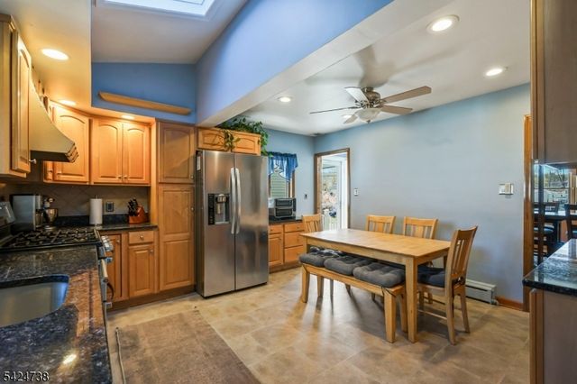 63 Coldevin Rd, Clark Twp., NJ 07066