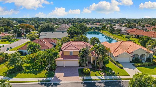5005 Old Pond DR, Naples, FL 34104