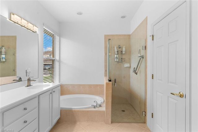 5005 Old Pond DR, Naples, FL 34104