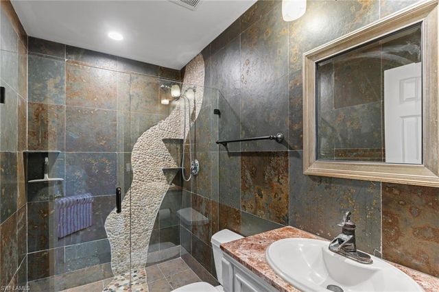 5005 Old Pond DR, Naples, FL 34104