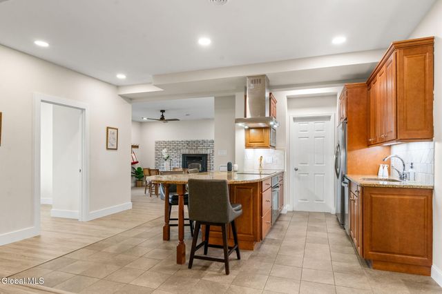 2676 Currybush Road, Rotterdam, NY 12306