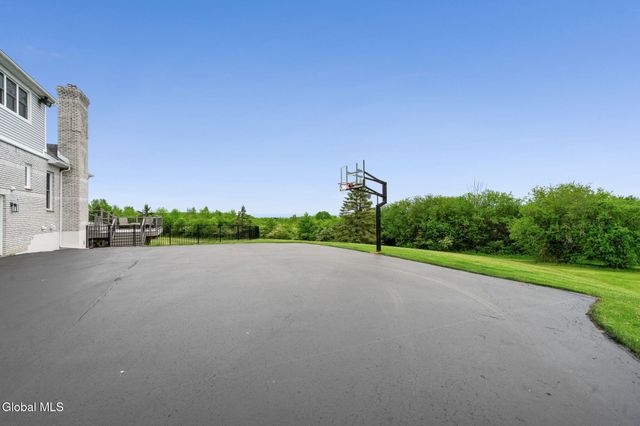 2676 Currybush Road, Rotterdam, NY 12306