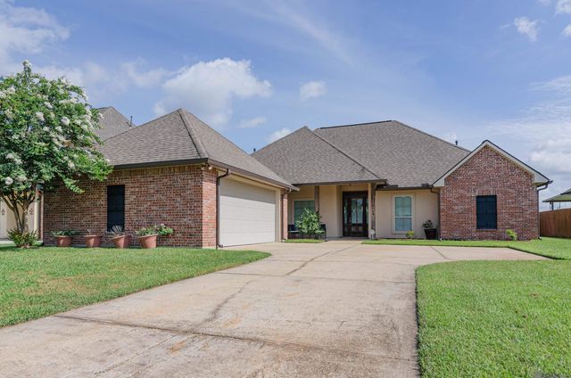8669 Sandpiper, Denham Springs, LA 70706