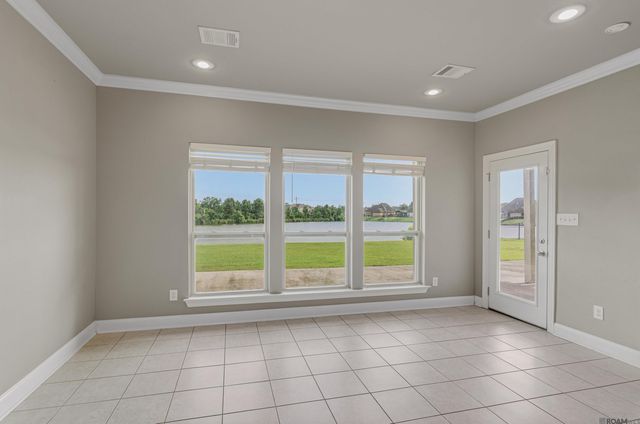 8669 Sandpiper, Denham Springs, LA 70706
