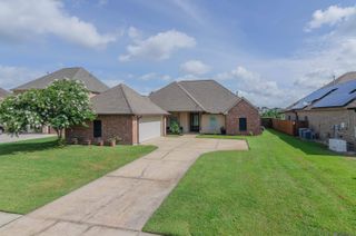 8669 Sandpiper, Denham Springs, LA 70706