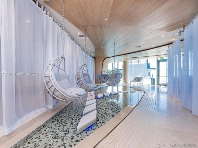 1000 Brickell Plaza 3501, Miami, FL 33131