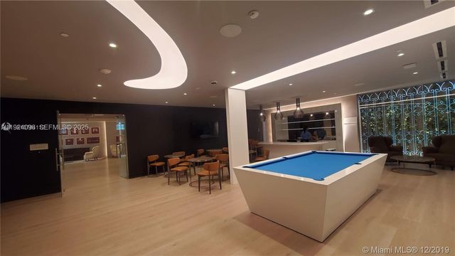 1000 Brickell Plaza 3501, Miami, FL 33131