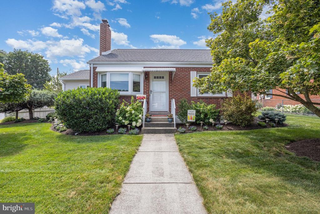 4917 VIRGINIA AVE, Harrisburg, PA 17109
