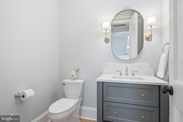 6008 OAKDALE RD, Mclean, VA 22101