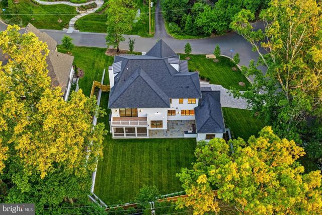 6008 OAKDALE RD, Mclean, VA 22101
