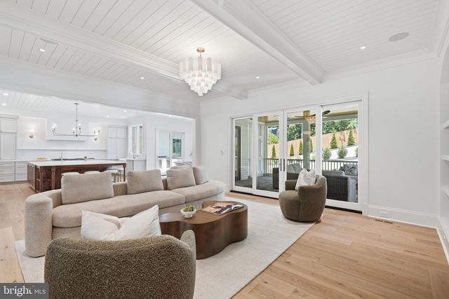 6008 OAKDALE RD, Mclean, VA 22101