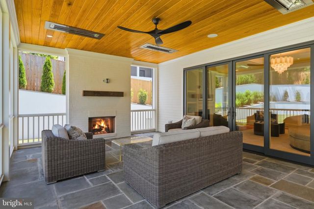 6008 OAKDALE RD, Mclean, VA 22101