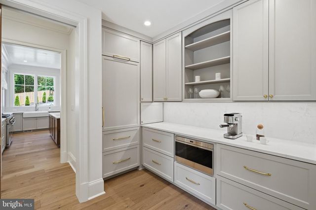 6008 OAKDALE RD, Mclean, VA 22101