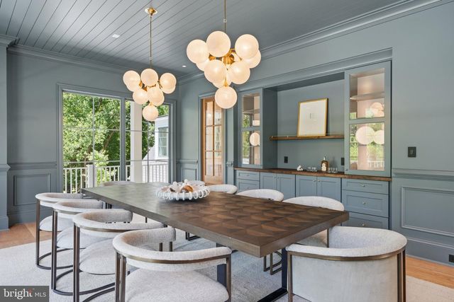 6008 OAKDALE RD, Mclean, VA 22101