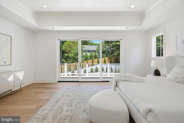6008 OAKDALE RD, Mclean, VA 22101