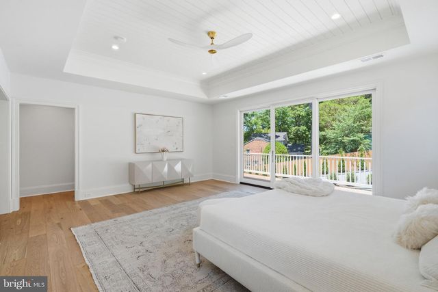 6008 OAKDALE RD, Mclean, VA 22101