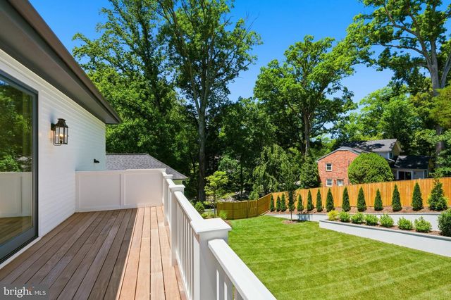 6008 OAKDALE RD, Mclean, VA 22101