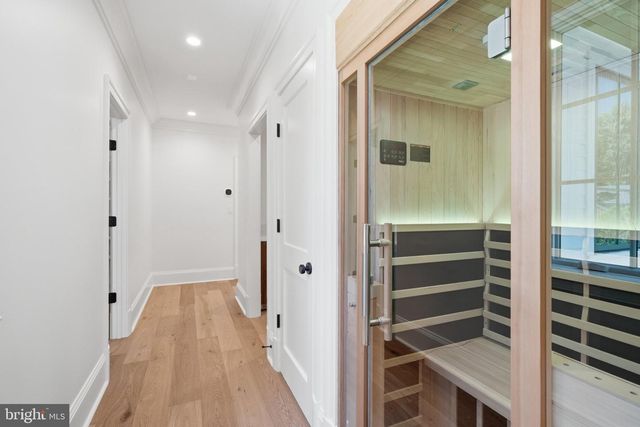 6008 OAKDALE RD, Mclean, VA 22101
