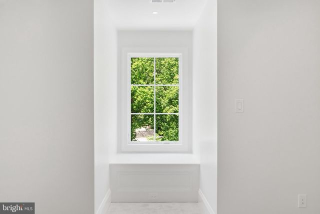 6008 OAKDALE RD, Mclean, VA 22101